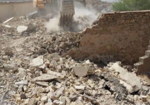 اجرای عملیات تخریب منازل طرح جابجایی منطقه پشت برج