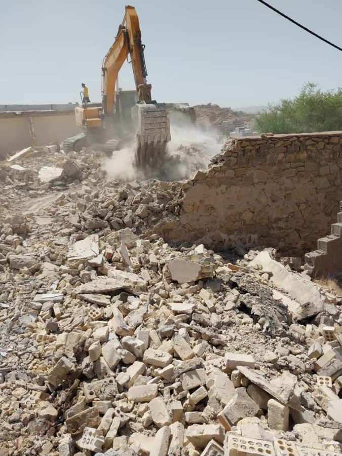 اجرای عملیات تخریب منازل طرح جابجایی منطقه پشت برج