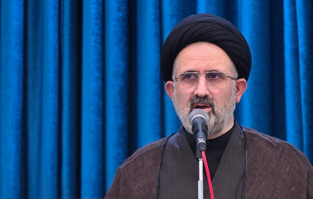 حجت‌الاسلام سیداحمدی پس از ۵ سال با اقامه آخرین نماز به عنوان امام جمعه از مردم خداحافظی کرد