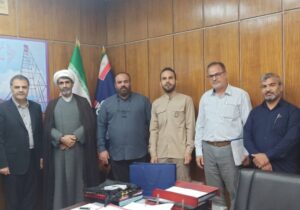 نشست شورای هیئات مذهبی و کانون مداحان و شاعران آیینی با مدیرعامل شرکت بهره برداری نفت و گاز مسجدسلیمان