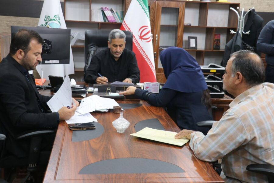 شنیدن بی‌واسطه صدای مردم؛ سرپرست شهرداری مسجدسلیمان میزبان شهروندان شد